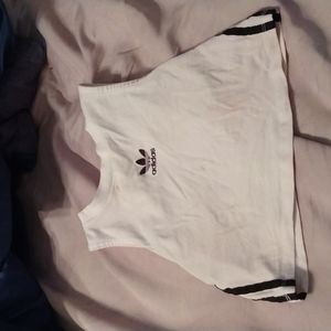 A crop top